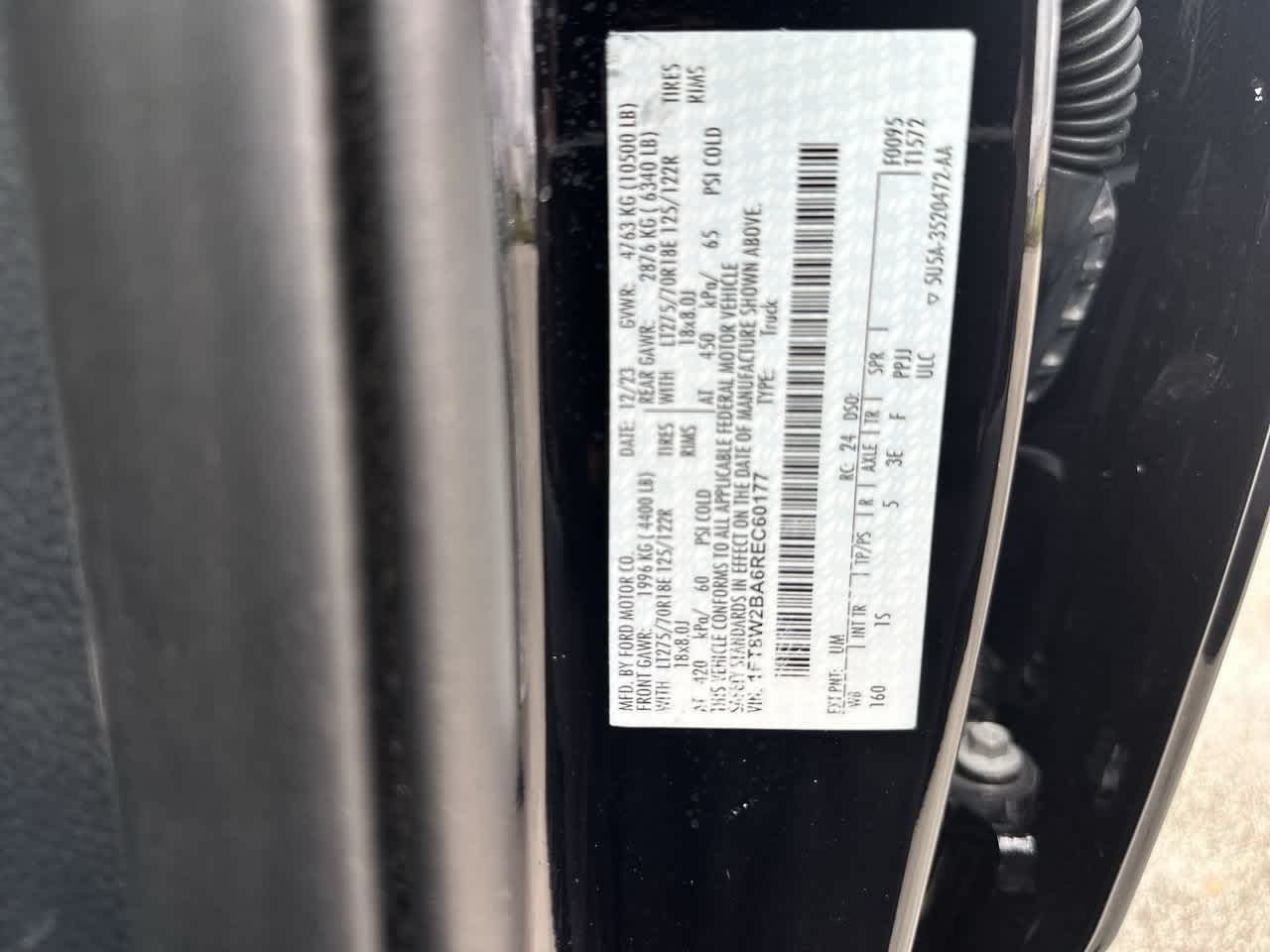 Ford F-250 XL 2024