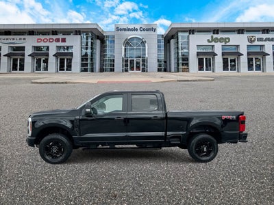 Ford F-250 XL 2024