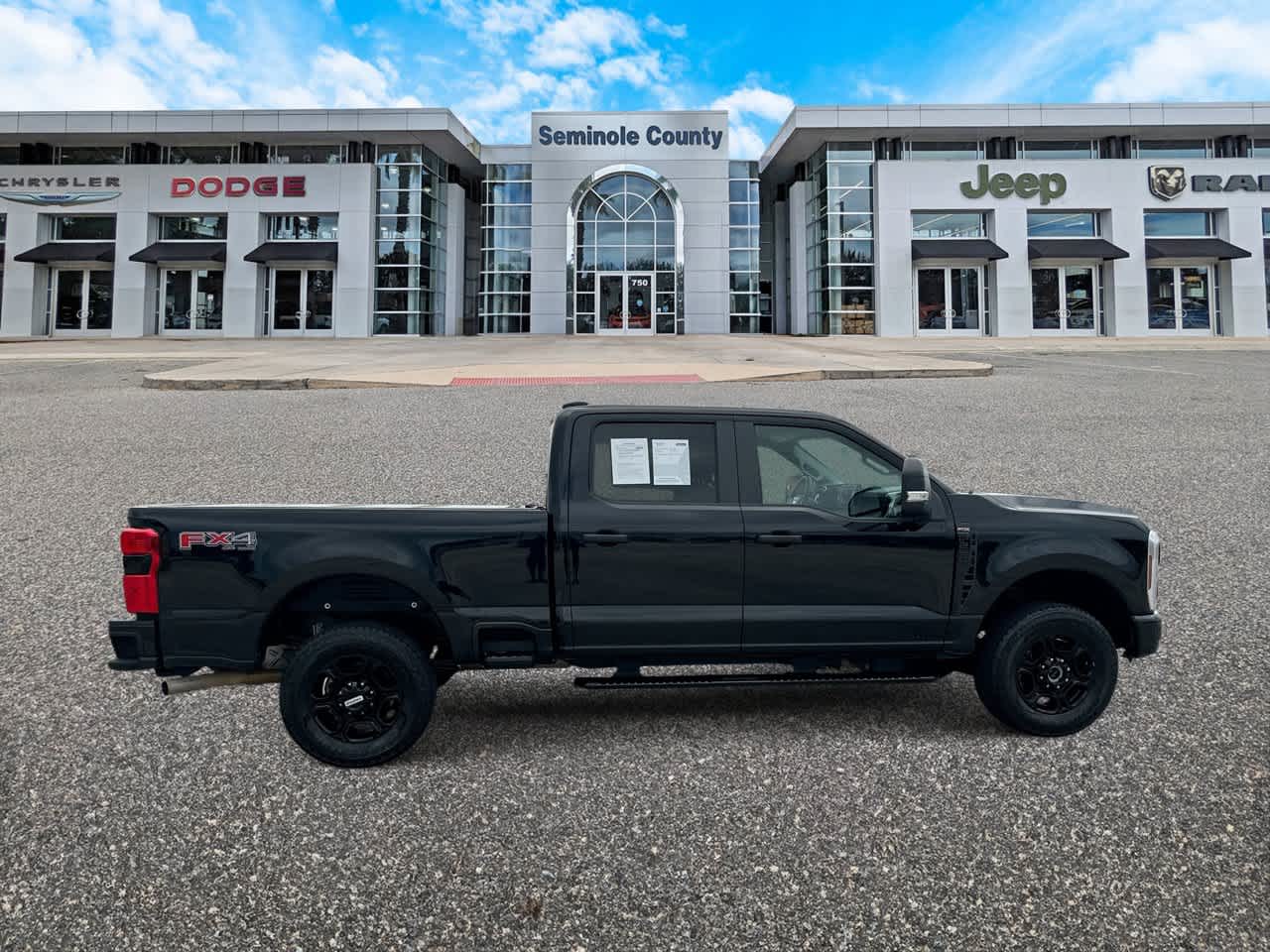 Ford F-250 XL 2024
