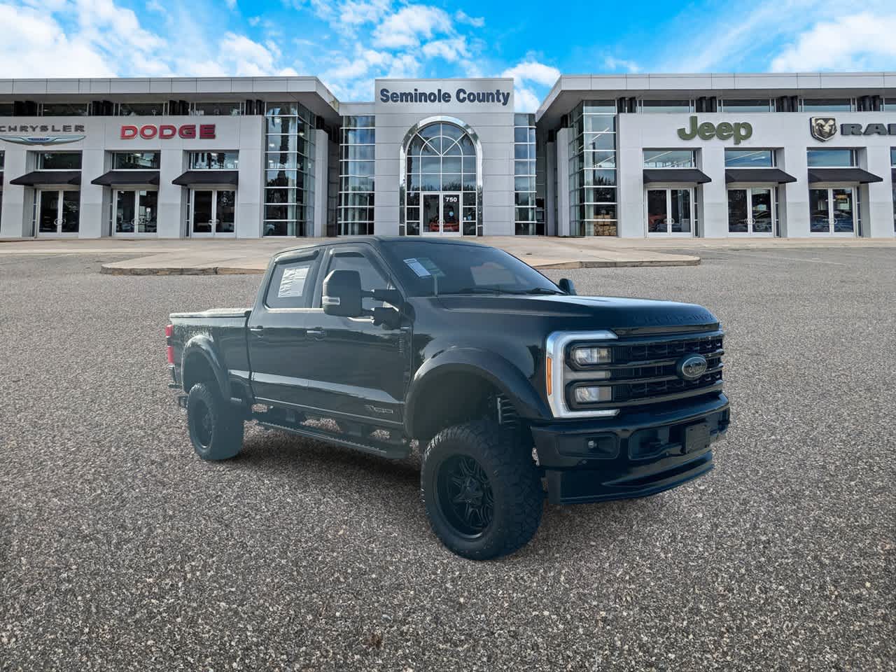 Ford F-250 LARIAT 2023