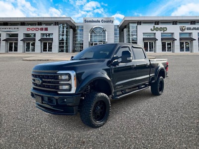 Ford F-250 LARIAT 2023