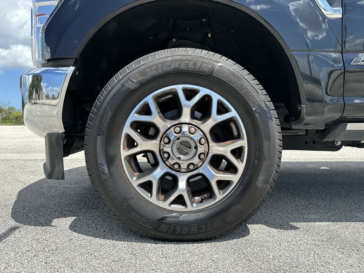 Ford F-250 LARIAT 2020