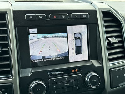 Ford F-250 LARIAT 2020