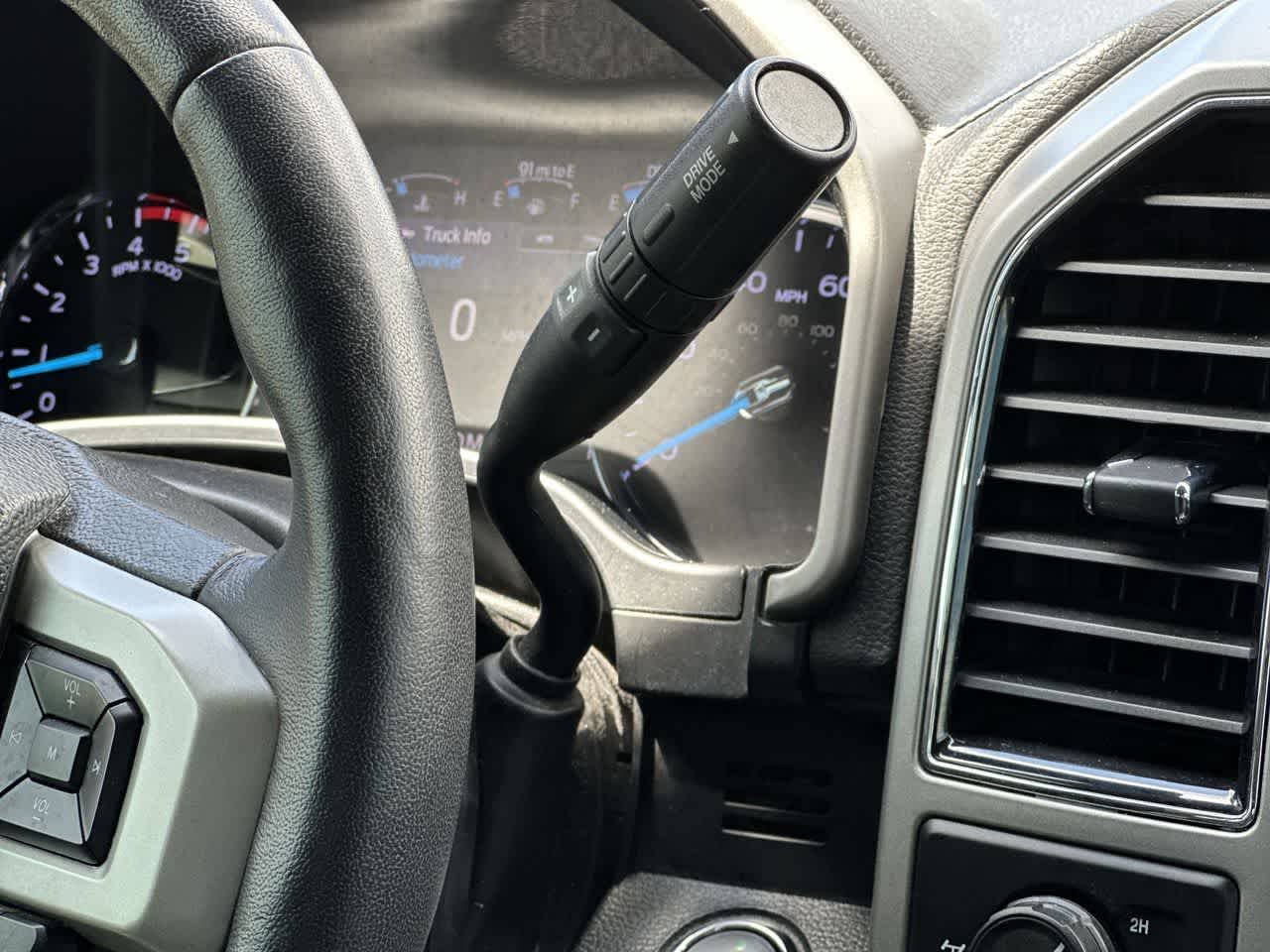 Ford F-250 LARIAT 2020