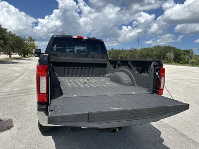 Ford F-250 LARIAT 2020