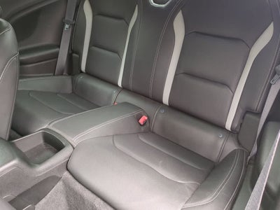 Chevrolet Camaro Coupé 2LT con tracción trasera, 2023