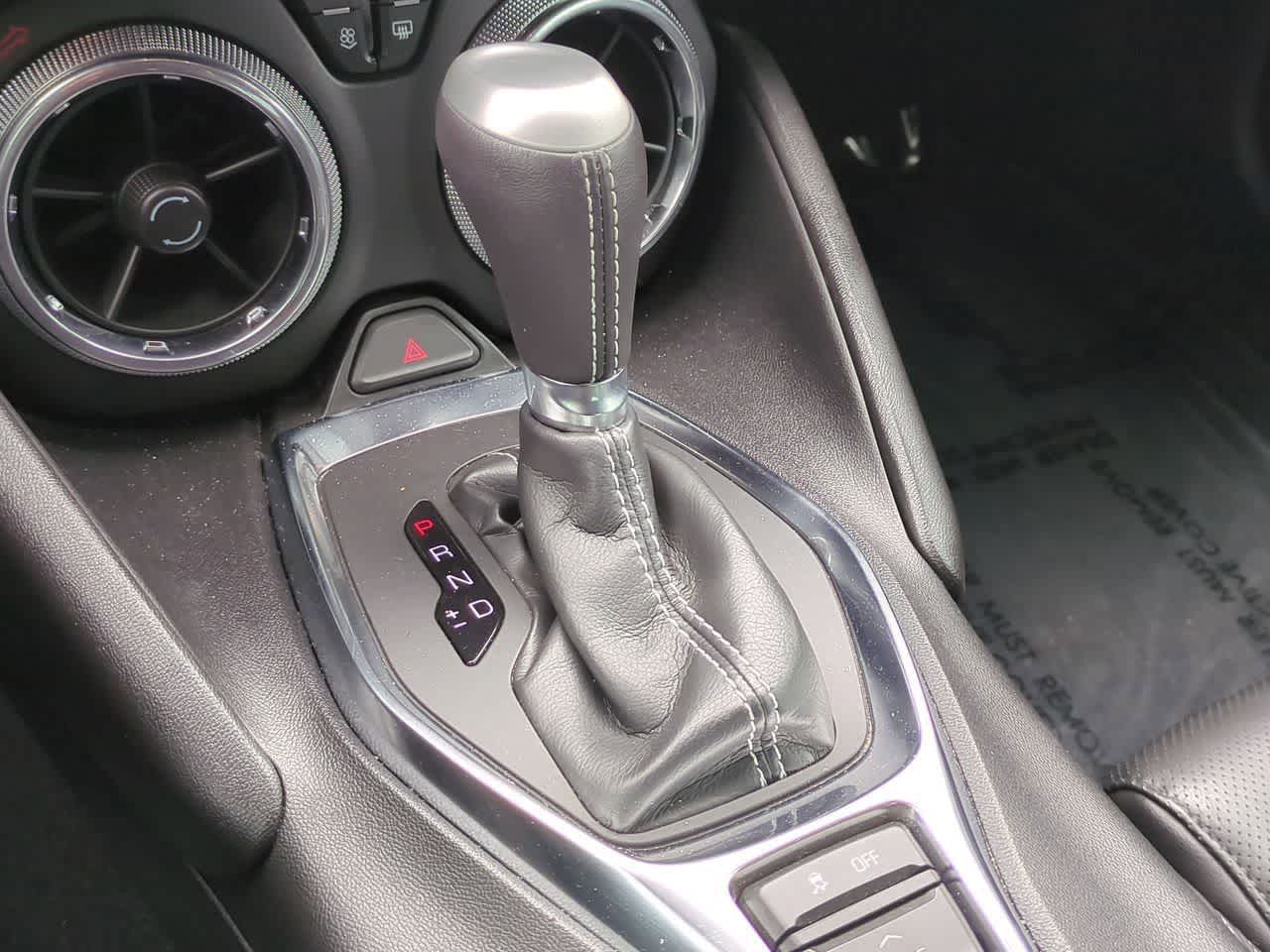 Chevrolet Camaro Coupé 2LT con tracción trasera, 2023