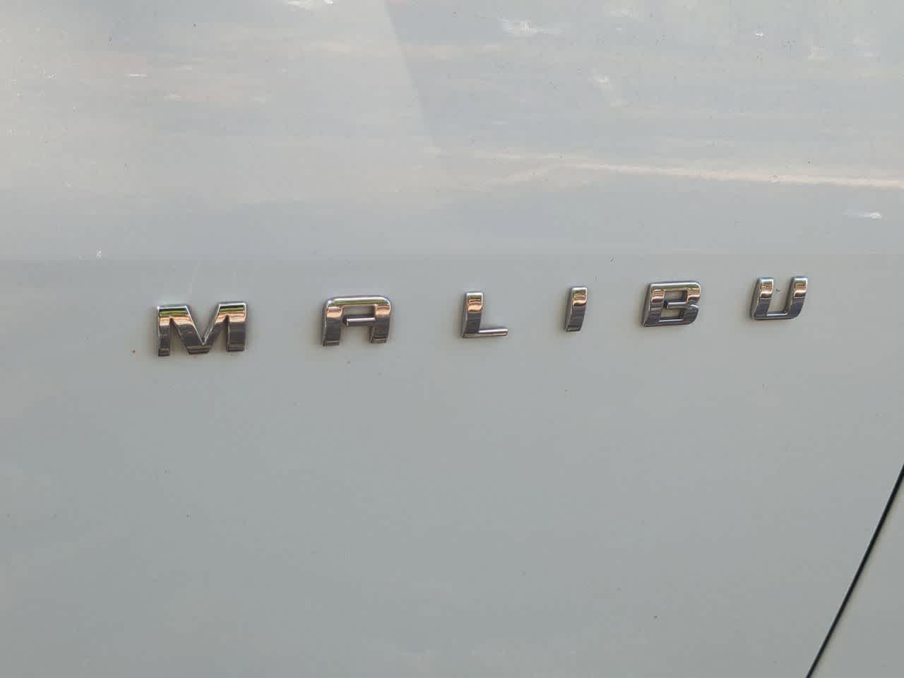 Chevrolet Malibu 1LT con tracción delantera, 2024