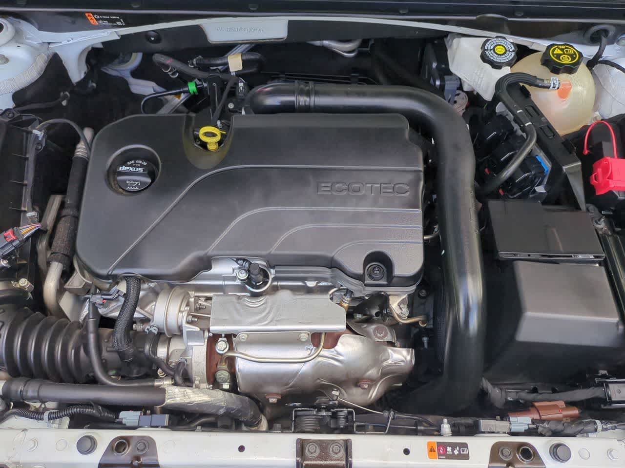 Chevrolet Malibu 1LT con tracción delantera, 2024