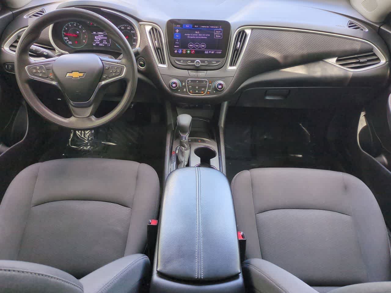 Chevrolet Malibu 1LT con tracción delantera, 2024