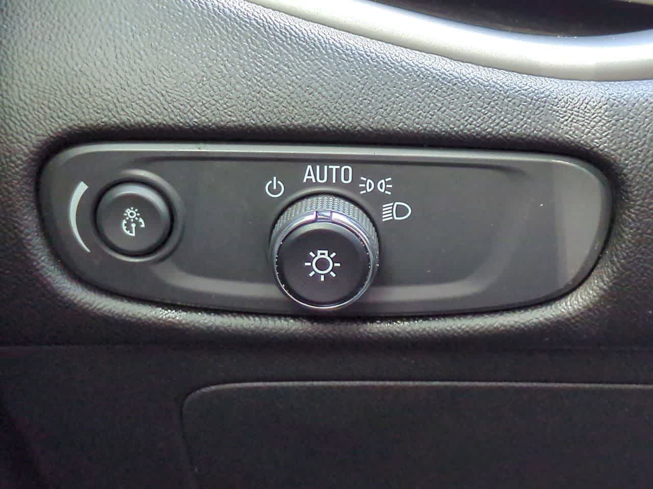 Chevrolet Malibu 1LT con tracción delantera, 2024