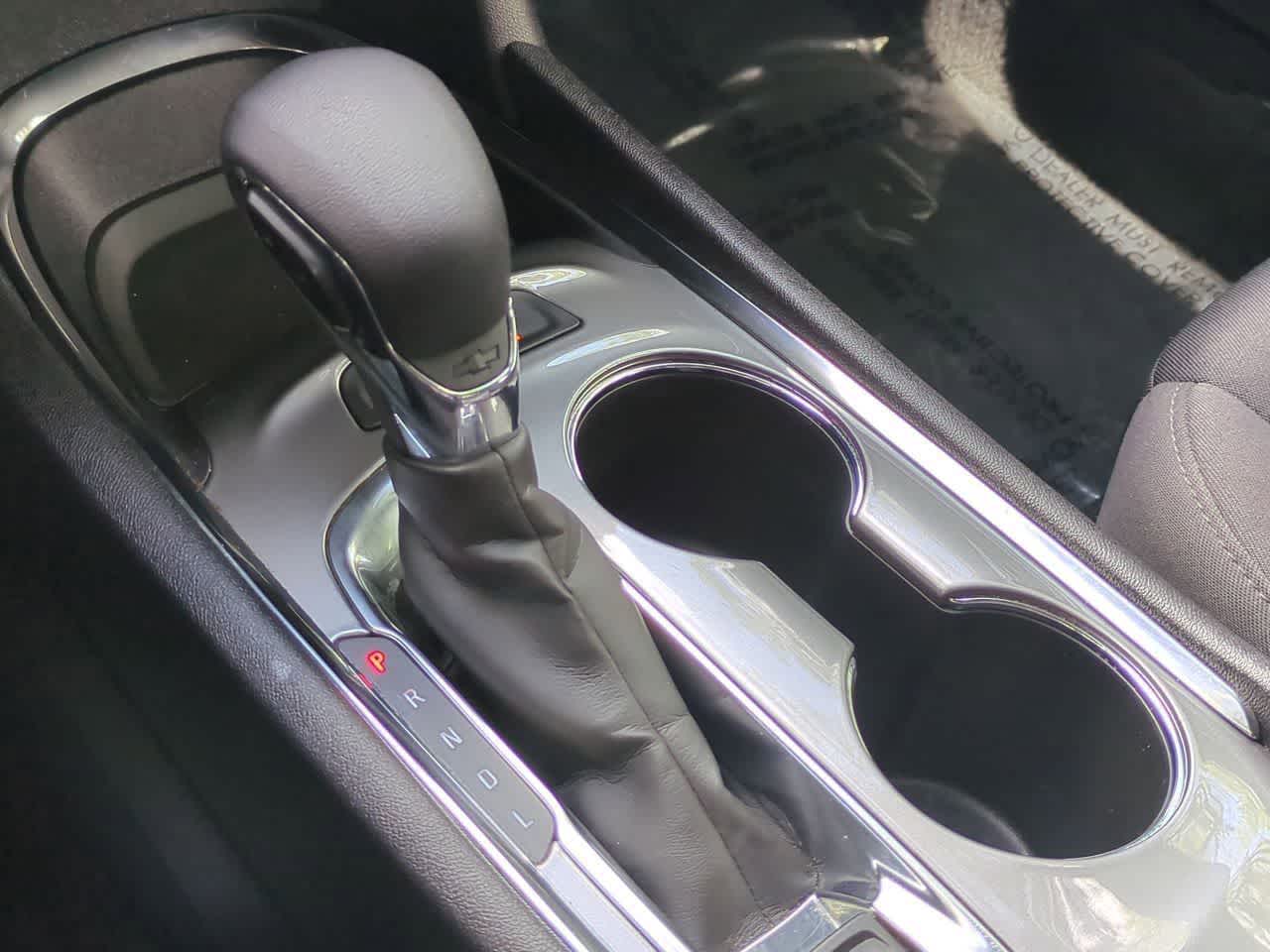Chevrolet Malibu 1LT con tracción delantera, 2024