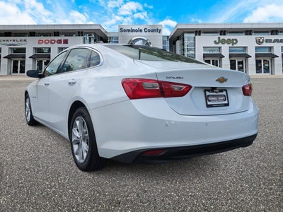 Chevrolet Malibu 1LT con tracción delantera, 2024