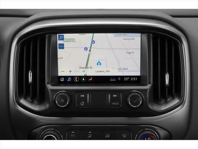 Chevrolet Colorado 2022, tracción 2WD, cabina doble, caja corta, Z71