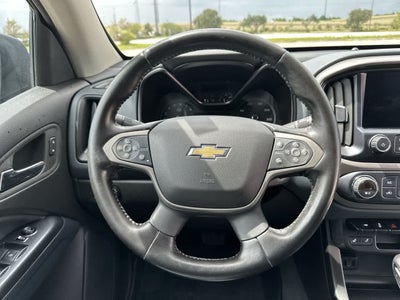 Chevrolet Colorado 2022, tracción 2WD, cabina doble, caja corta, Z71