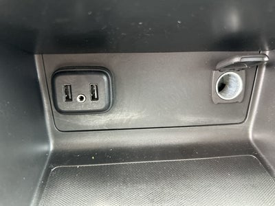 Chevrolet Colorado 2022, tracción 2WD, cabina doble, caja corta, Z71