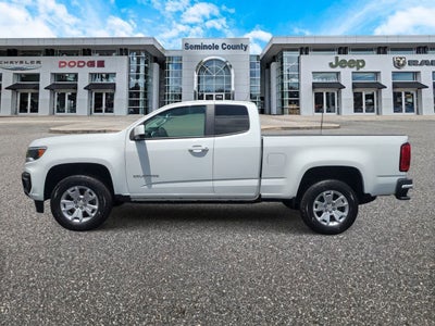 Chevrolet Colorado 2022, tracción 2WD, cabina extendida, caja larga, versión LT