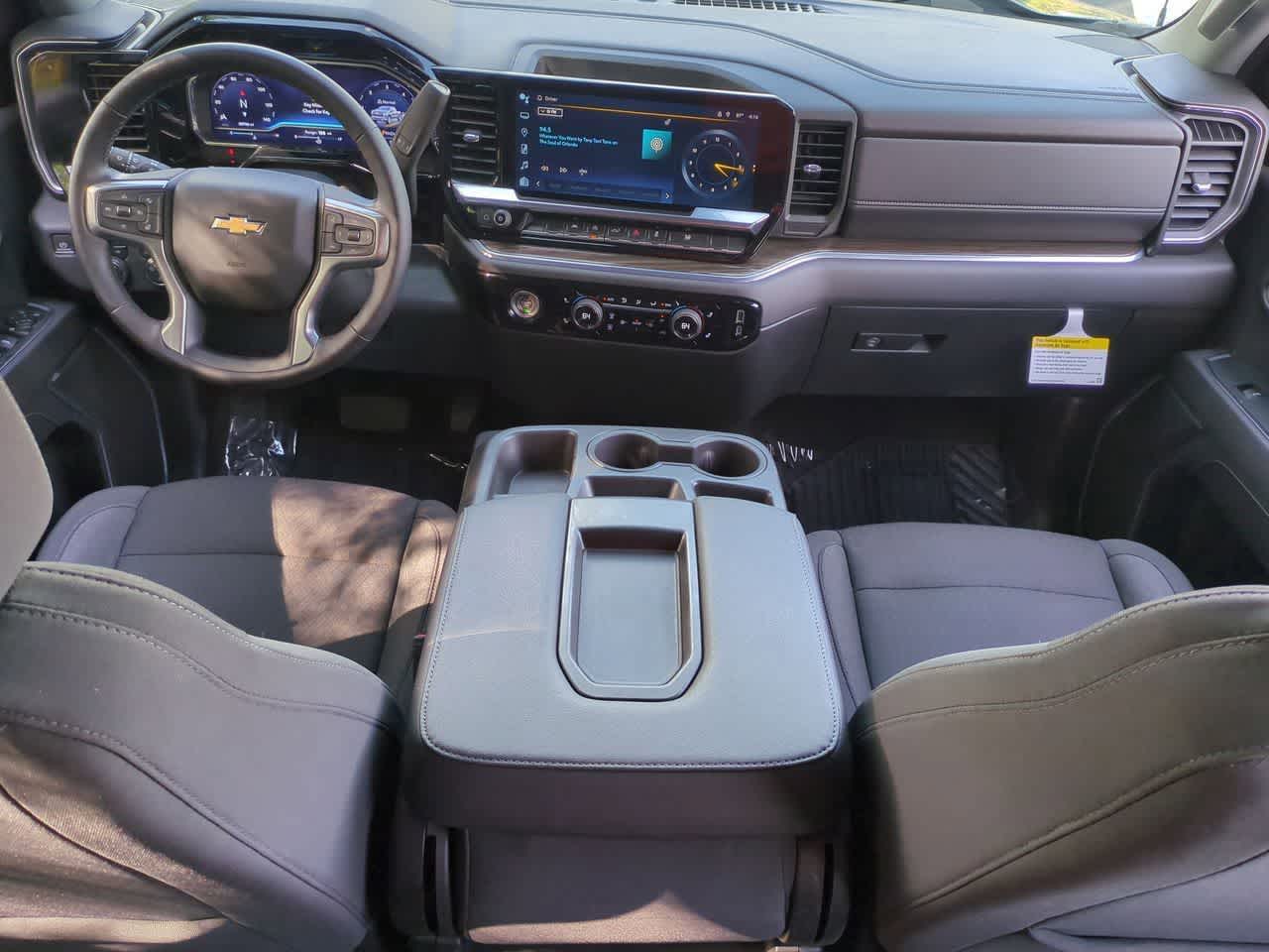 Chevrolet Silverado 1500 4WD Crew Cab Short Bed LT con 2FL, 2024