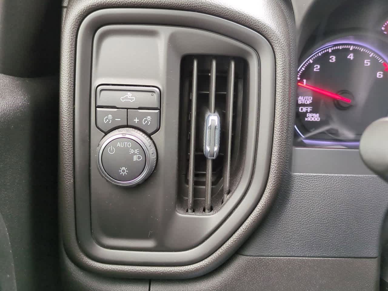 2022 Chevrolet Silverado 1500 LTD 2WD Crew Cab Short Bed Custom