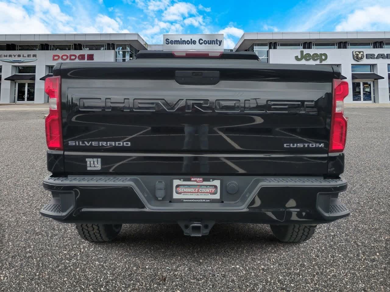 2022 Chevrolet Silverado 1500 LTD 2WD Crew Cab Short Bed Custom