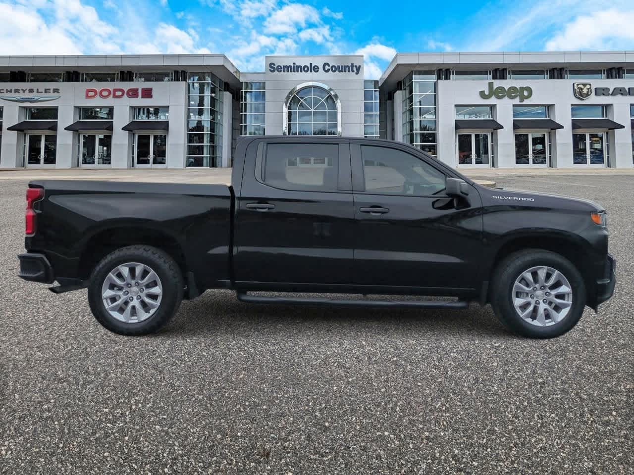 2022 Chevrolet Silverado 1500 LTD 2WD Crew Cab Short Bed Custom