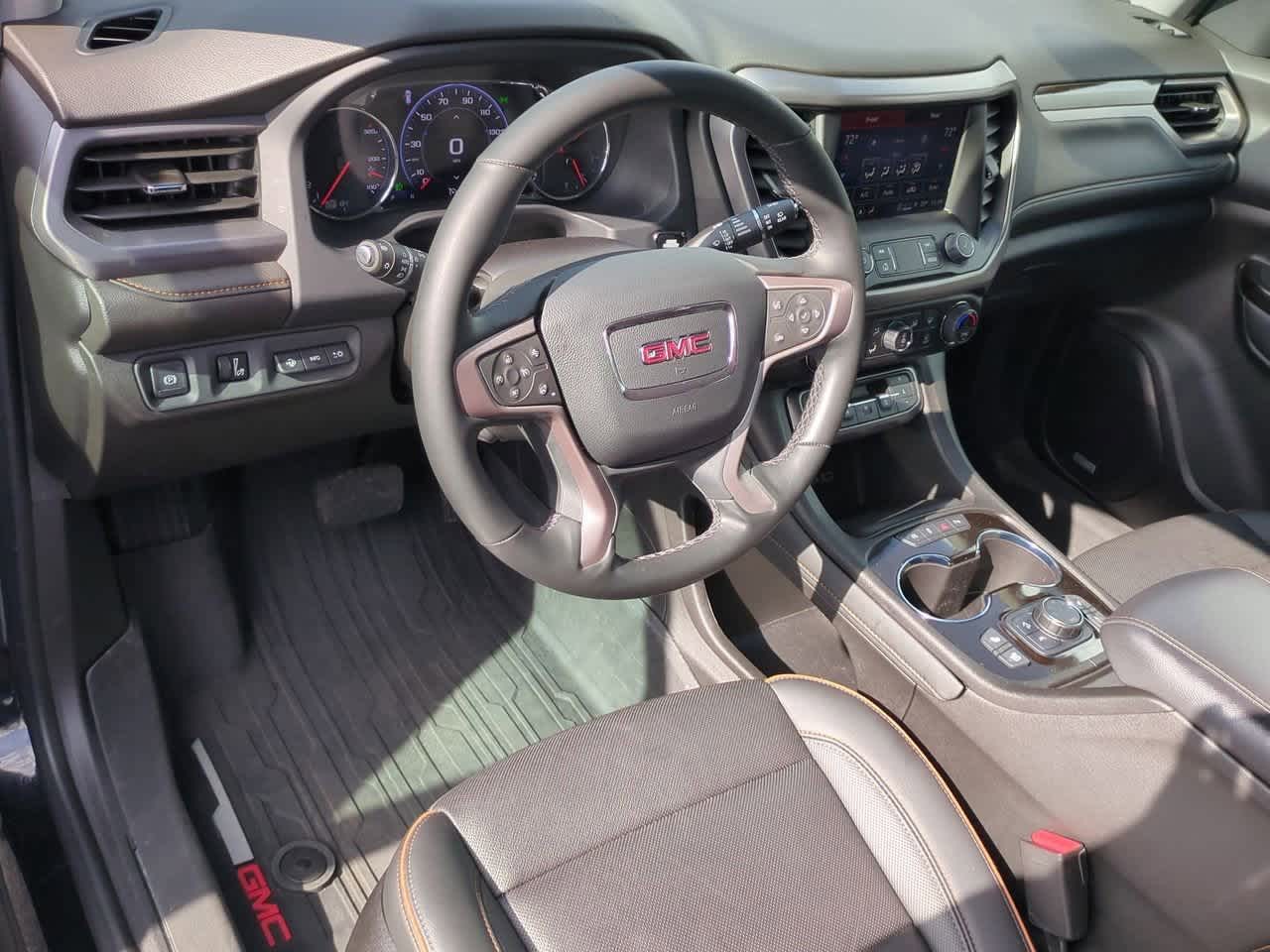 2023 GMC Acadia AWD AT4