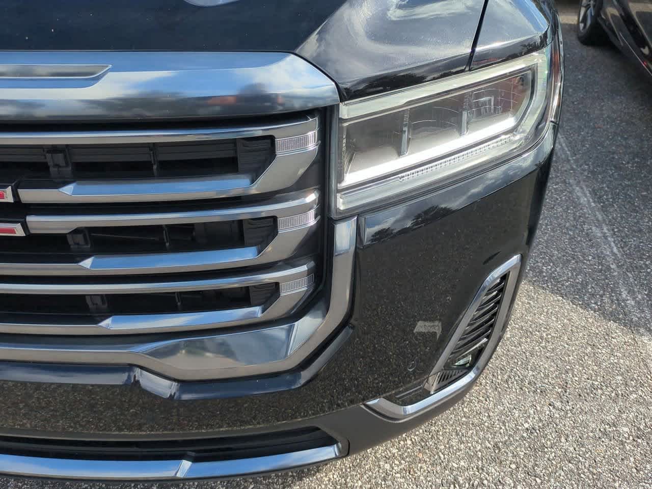 2023 GMC Acadia AWD AT4