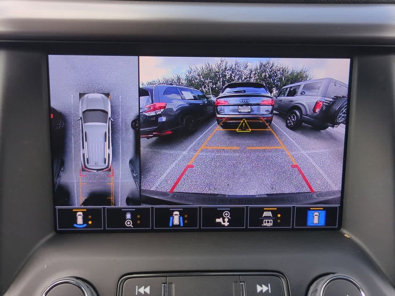 2023 GMC Acadia AWD AT4