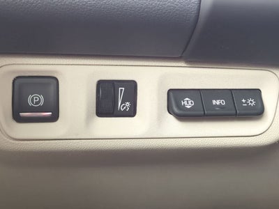 GMC Acadia Denali con tracción delantera (2022)