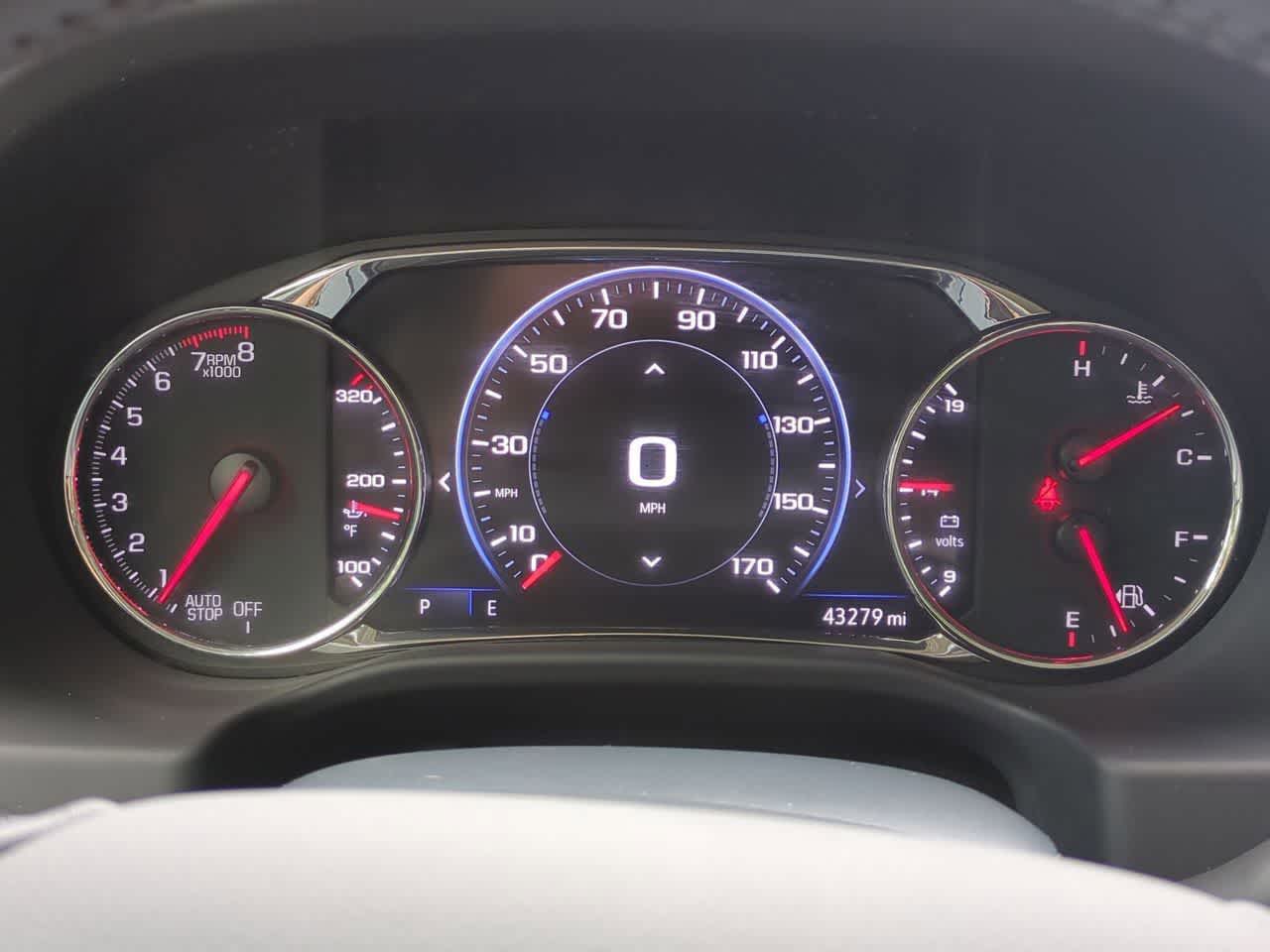 GMC Acadia Denali con tracción delantera (2022)