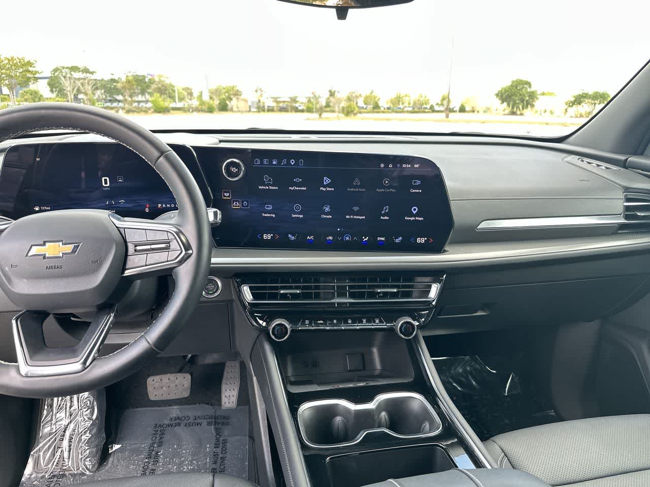 Chevrolet Traverse LT con tracción delantera, 2026