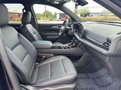 Chevrolet Traverse LT con tracción delantera, 2026