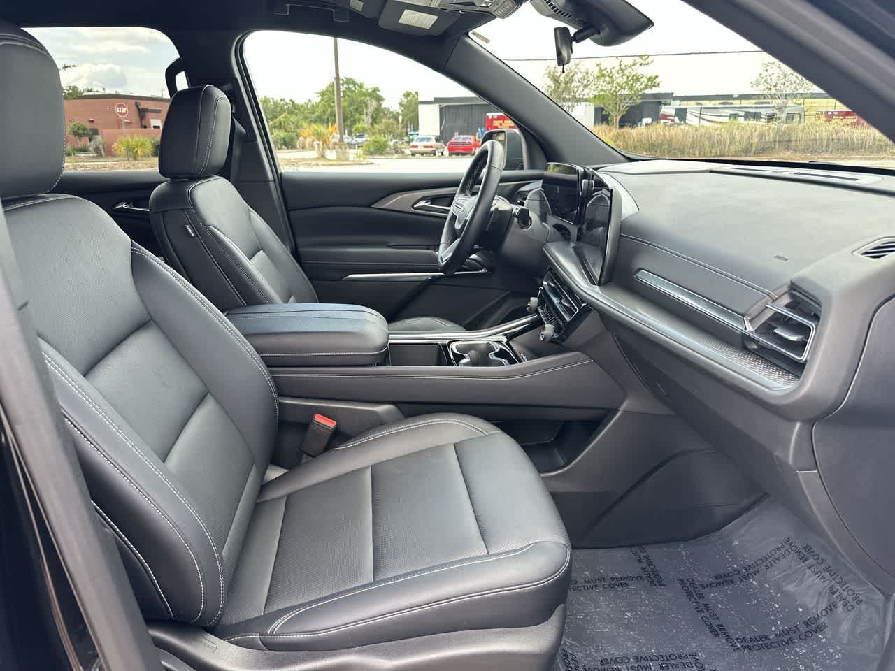 Chevrolet Traverse LT con tracción delantera, 2026