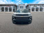Chevrolet Traverse LT con tracción delantera, 2026