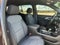 Chevrolet Traverse LT 2022 con tracción delantera y tapicería de tela