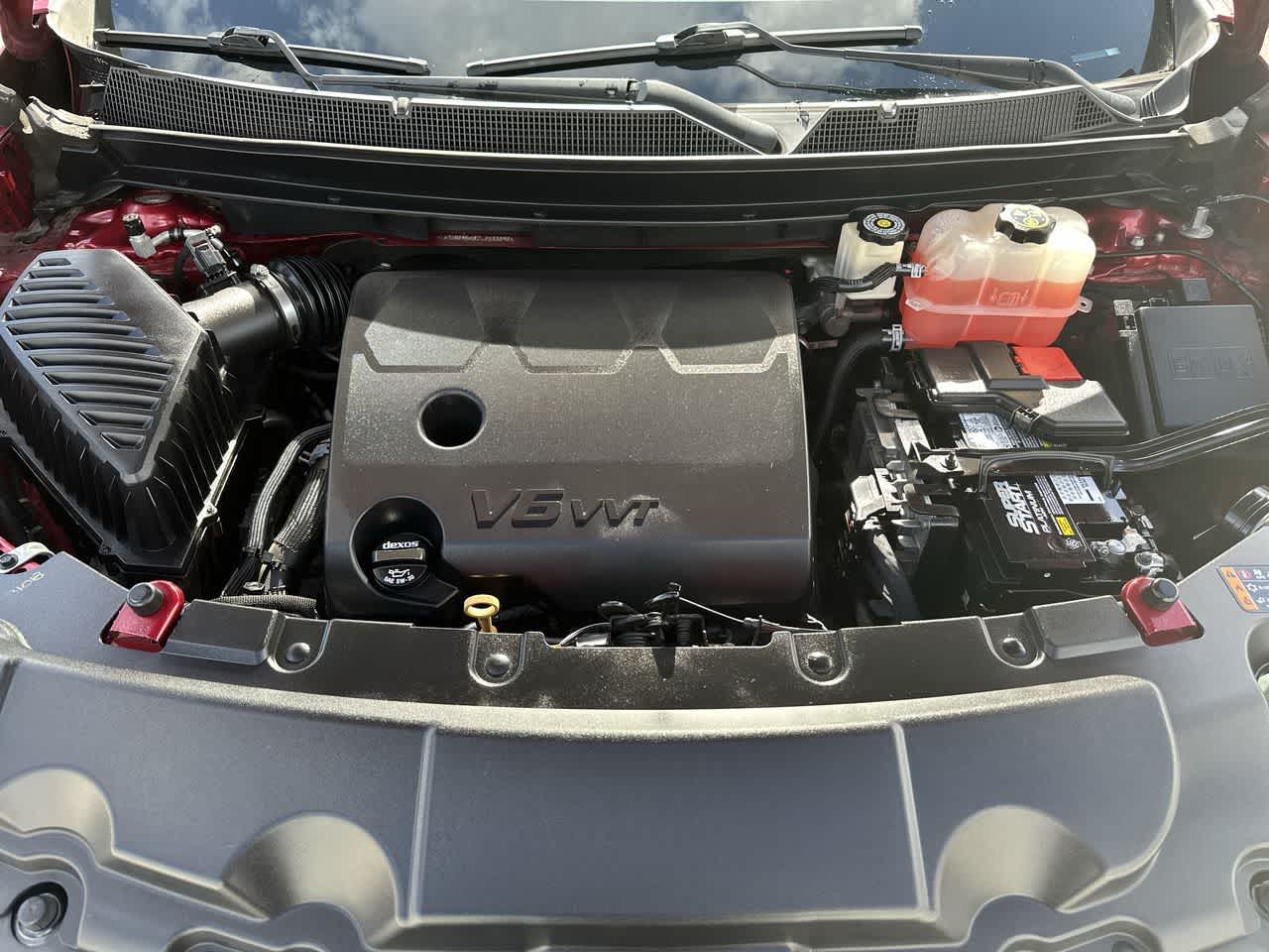 Chevrolet Traverse LT de 2020, tracción delantera, tapicería de cuero