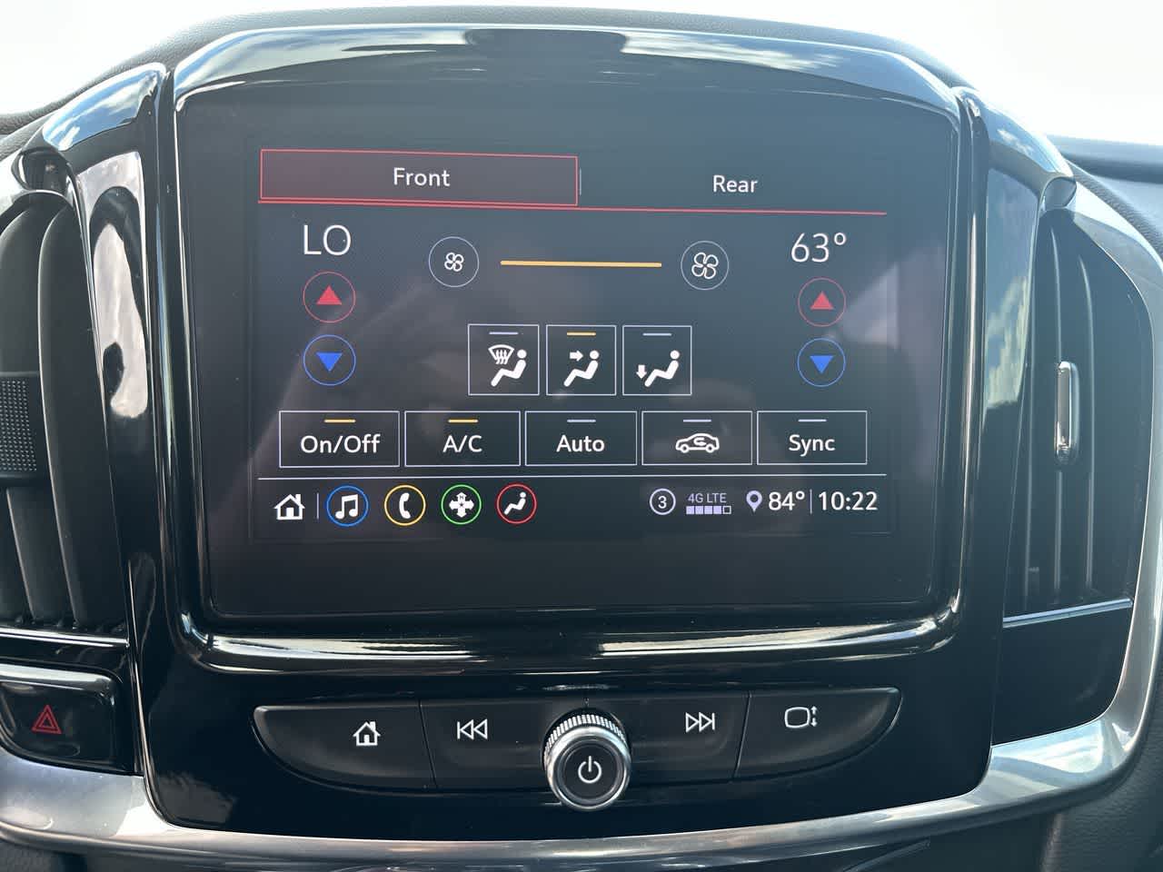 Chevrolet Traverse LT de 2020, tracción delantera, tapicería de cuero