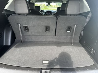 Chevrolet Traverse LT de 2020, tracción delantera, tapicería de cuero