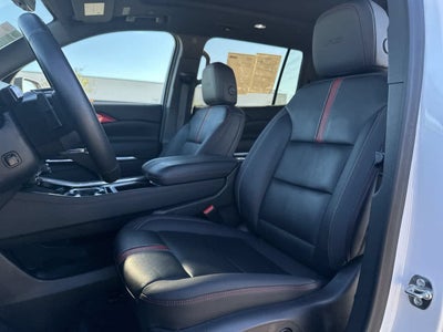Chevrolet Traverse RS con tracción delantera, 2024