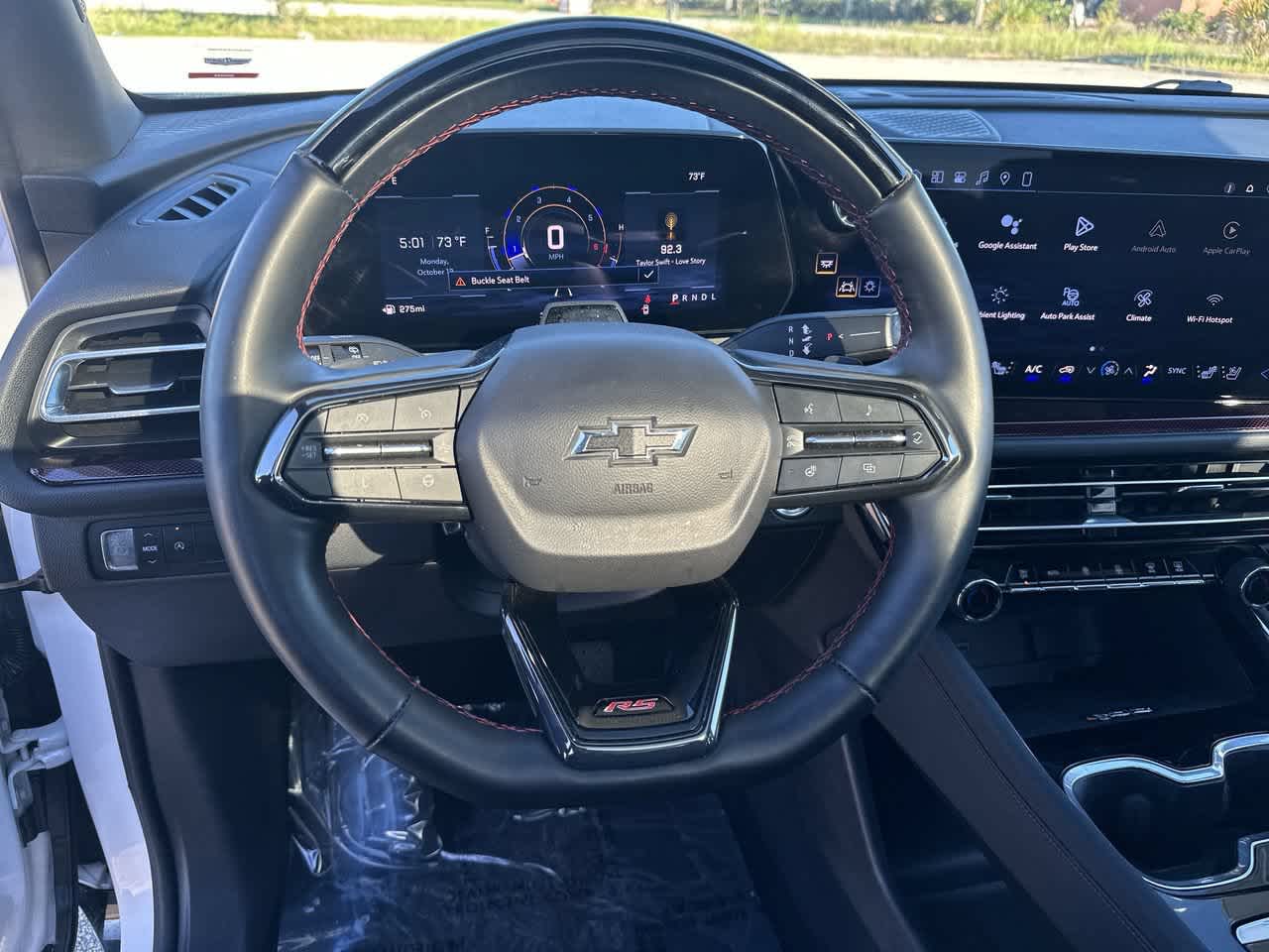 Chevrolet Traverse RS con tracción delantera, 2024