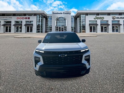 Chevrolet Traverse RS con tracción delantera, 2024