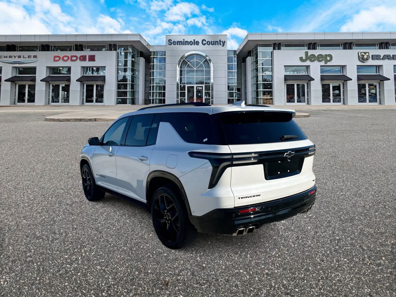 Chevrolet Traverse RS con tracción delantera, 2024