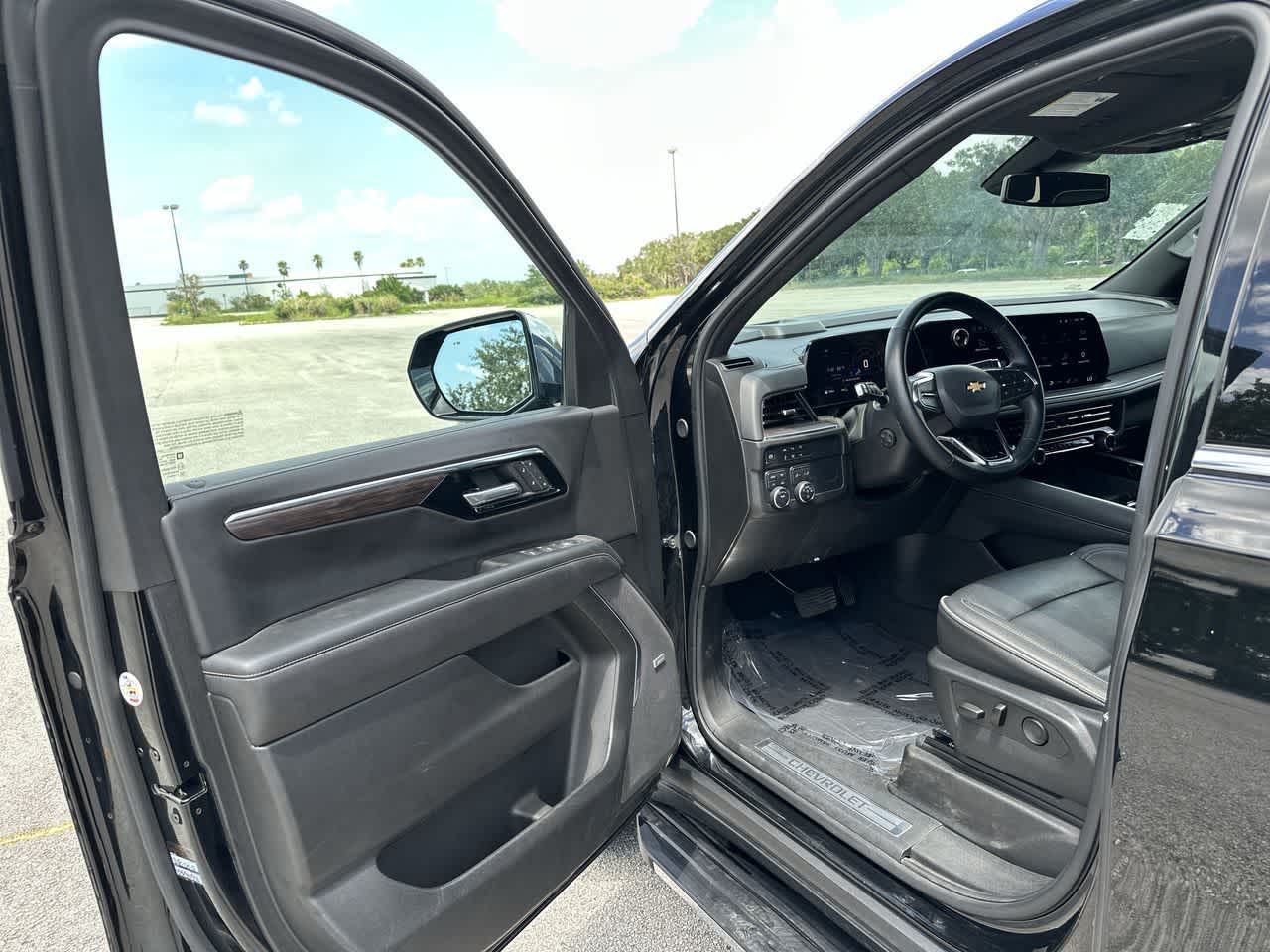 Chevrolet Tahoe 4WD Premier 2025