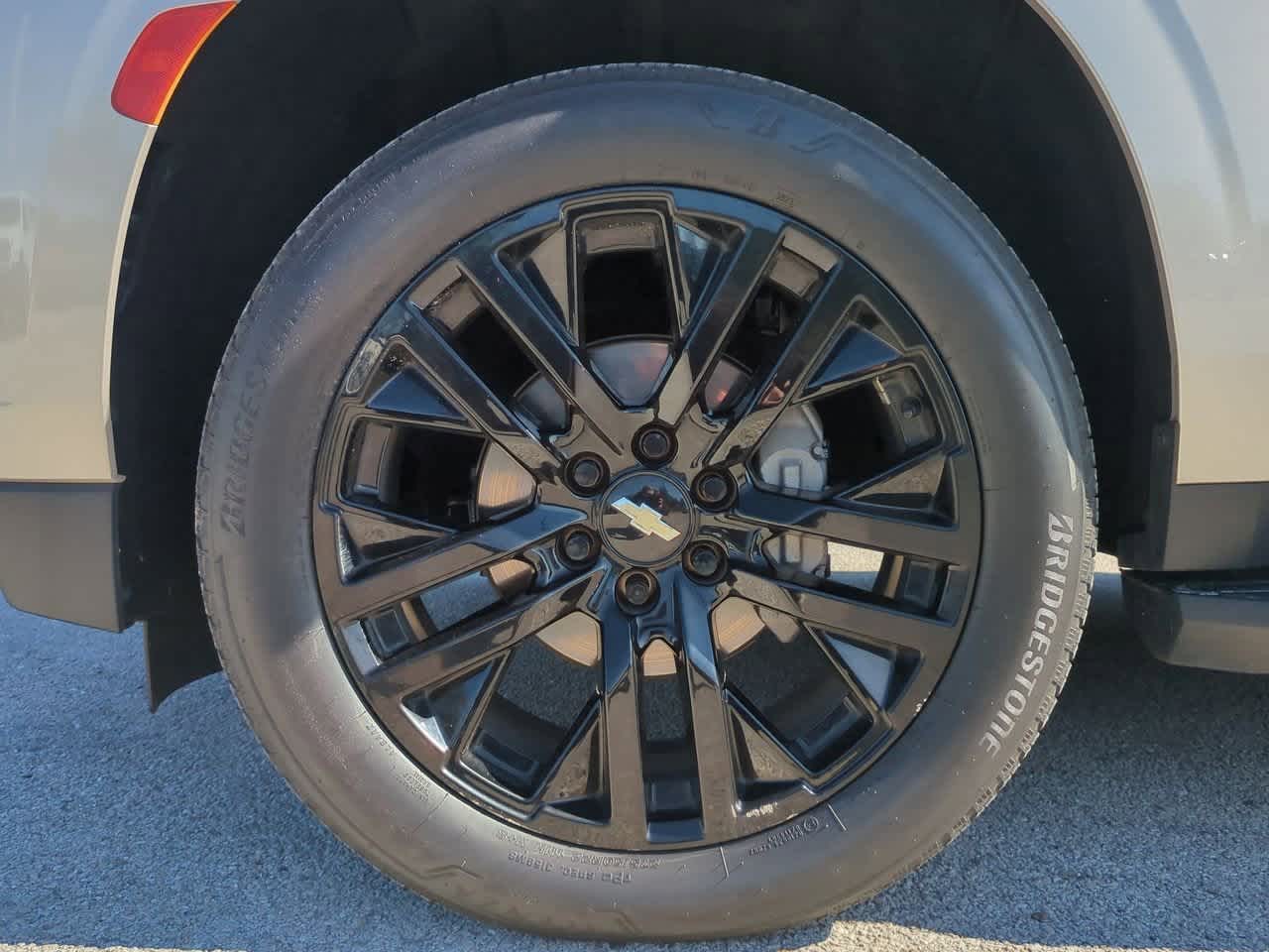 Chevrolet Suburban 2WD RST 2021