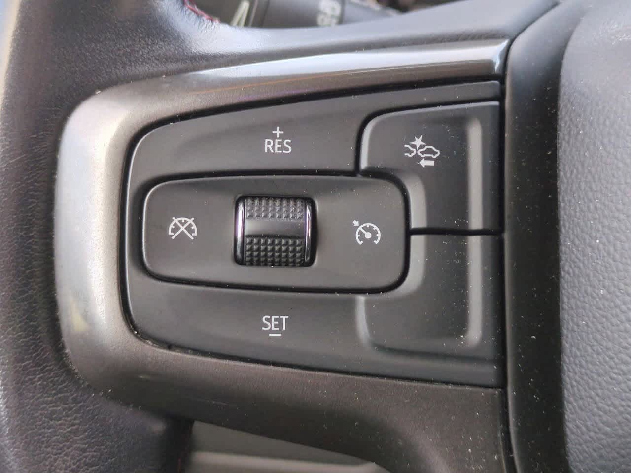 Chevrolet Suburban 2WD RST 2021