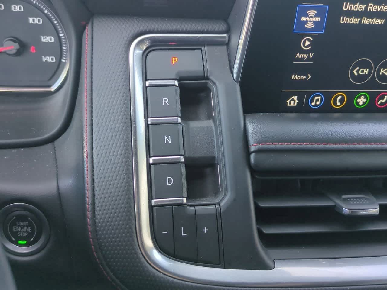 Chevrolet Suburban 2WD RST 2021