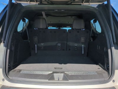 Chevrolet Suburban 2WD RST 2021