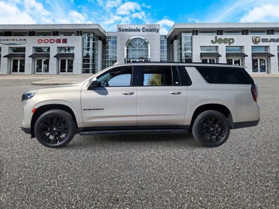 Chevrolet Suburban 2WD RST 2021