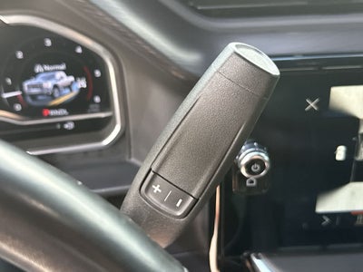 GMC Sierra 2500HD 4WD de 2024, cabina doble, caja estándar, versión Denali Ultimate