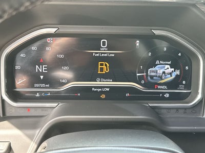 GMC Sierra 2500HD 4WD de 2024, cabina doble, caja estándar, versión Denali Ultimate